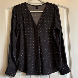 Ladies Ann Taylor Polka Dot Blouse, S